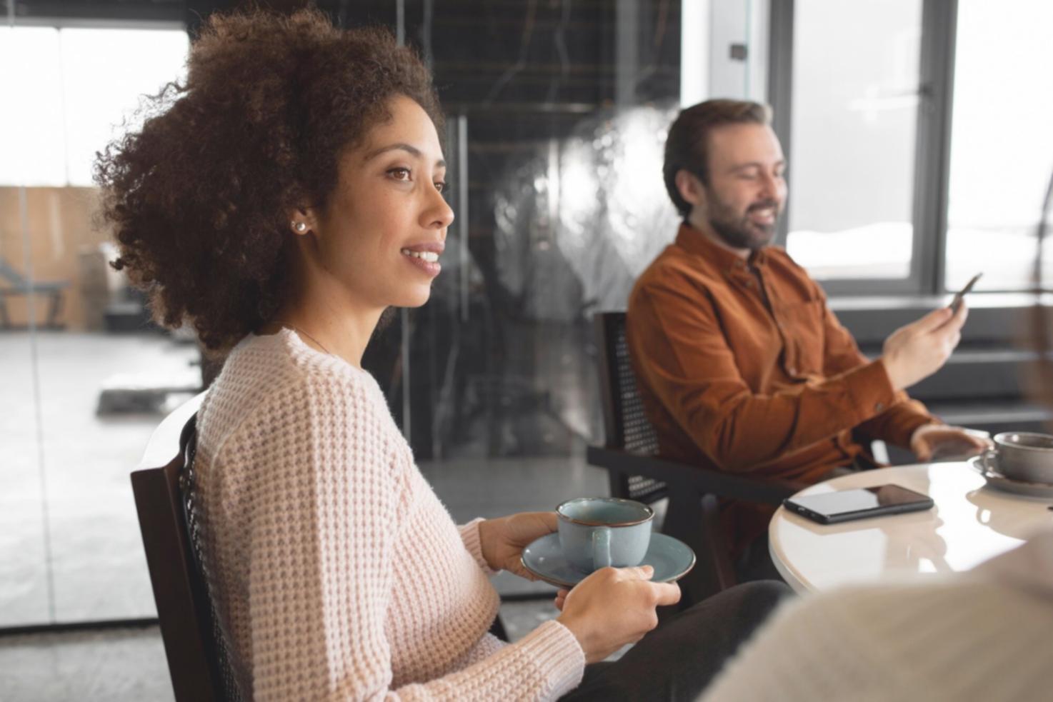 Interactive budget presentation workshop in progress