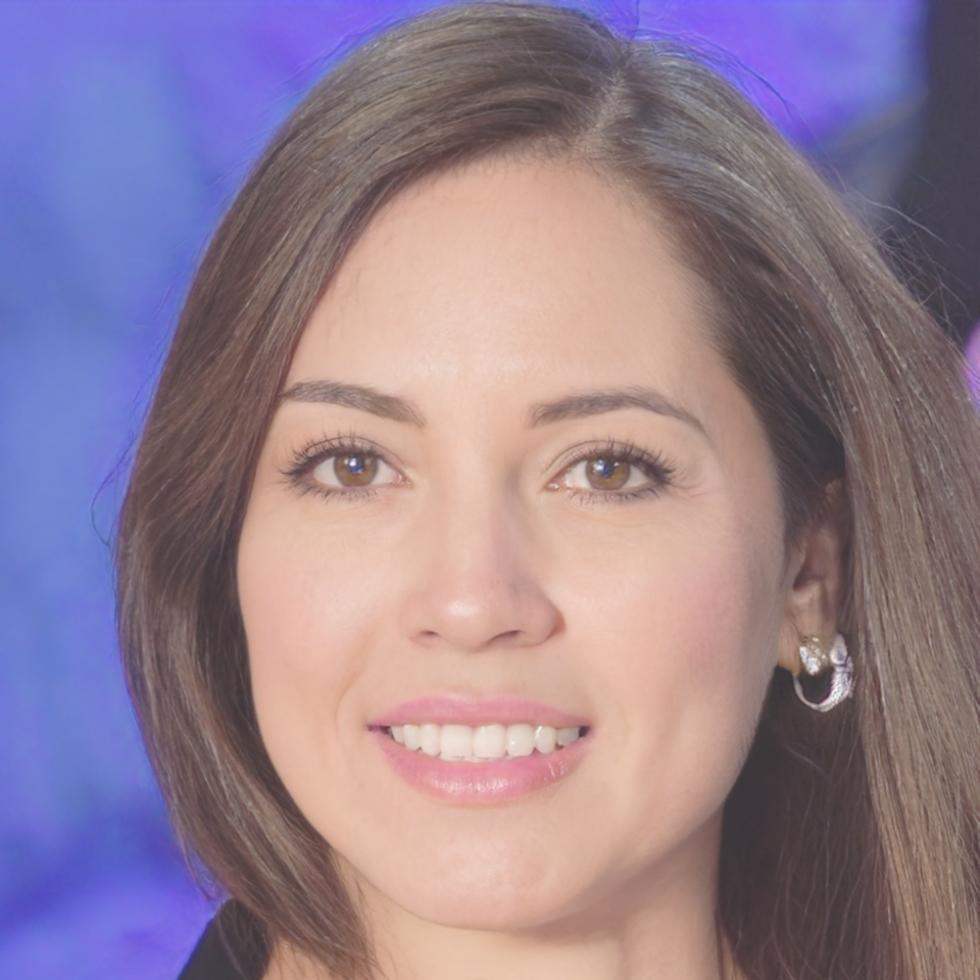 Valentina Ruiz, Budget Presentation Strategy Expert